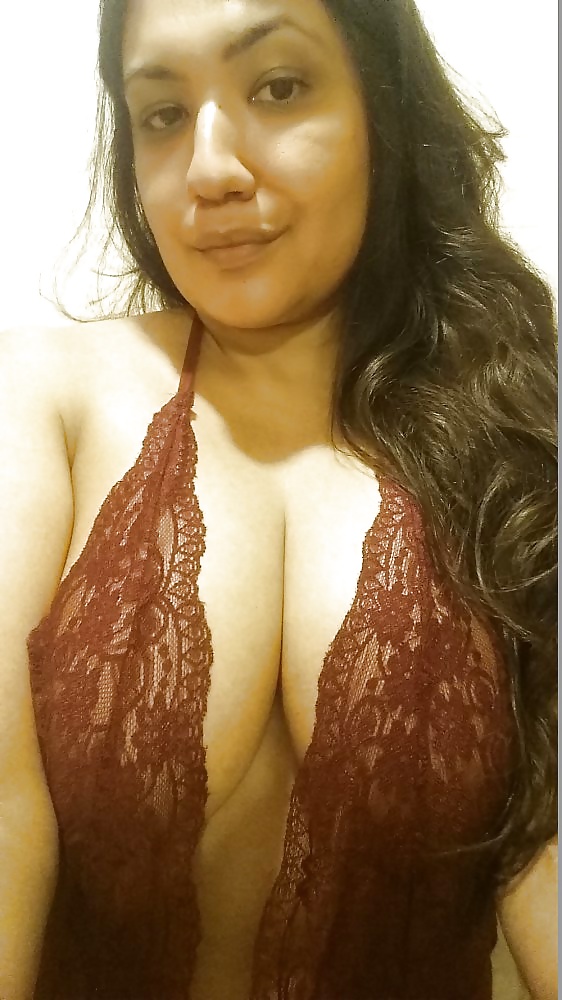 Peppermint reccomend indian selfies collection