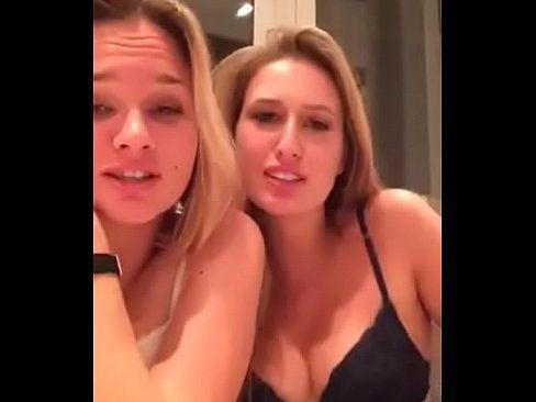 Power S. reccomend girl showing boobs periscope