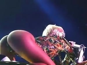 Miley cyrus shaking pussy erotic