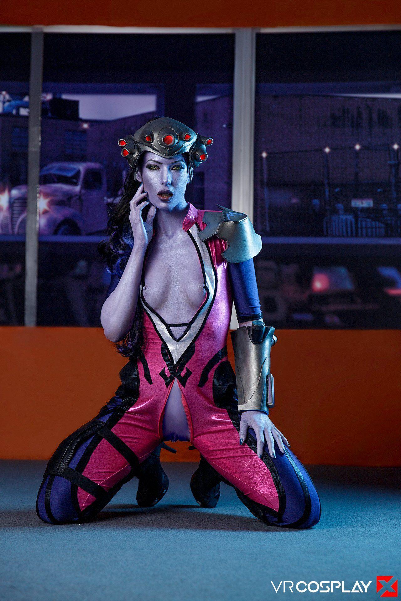 Hog reccomend cosplay cfnm threesome with widowmaker tracer