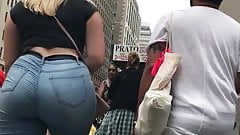 Black D. reccomend pawg jeans candid