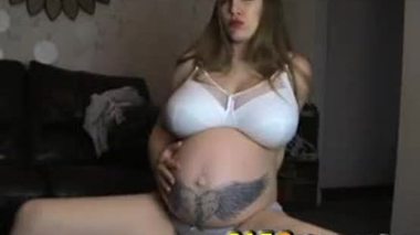 Big pregnant tits