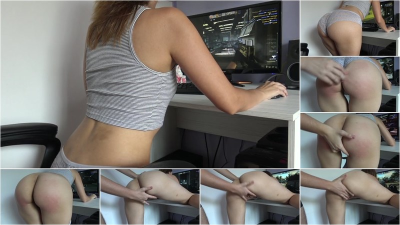 Spanking fingering real gamer girl