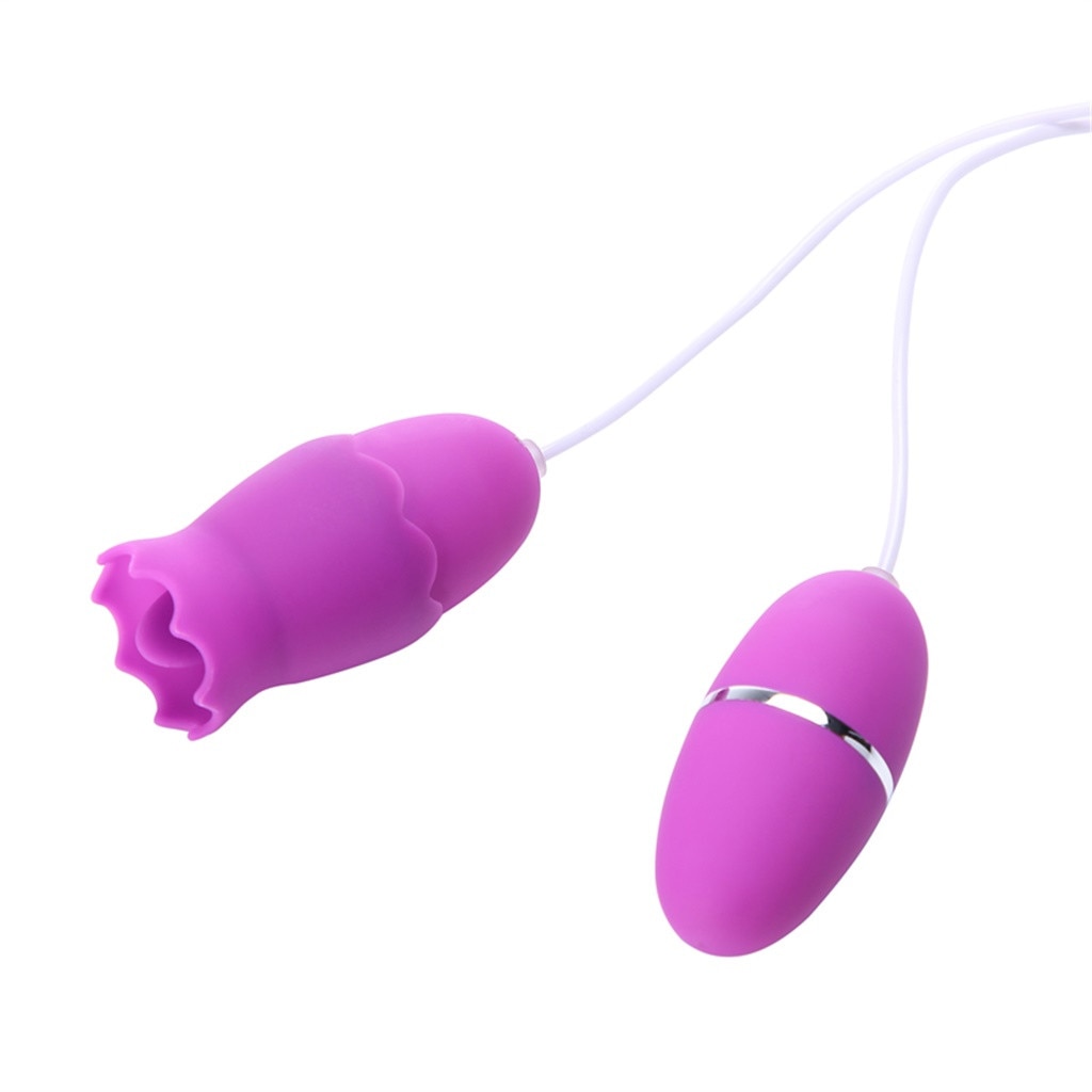 Vibrating pussy toy