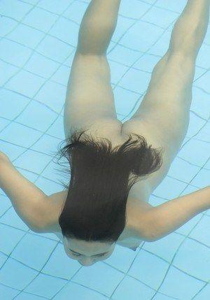 Erotic underwater links
