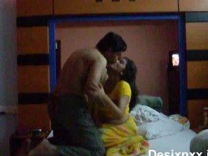 Bhabhi having sex with dewar nude