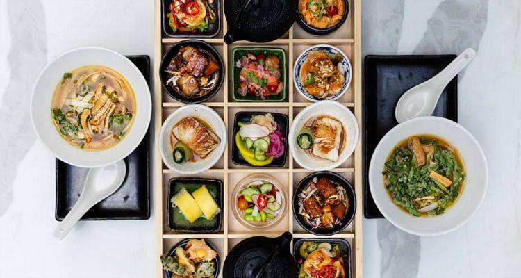 Asian lunch box plates restaurant
