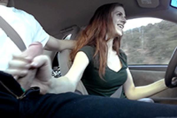Junior recomended driving handjob Girl gives while